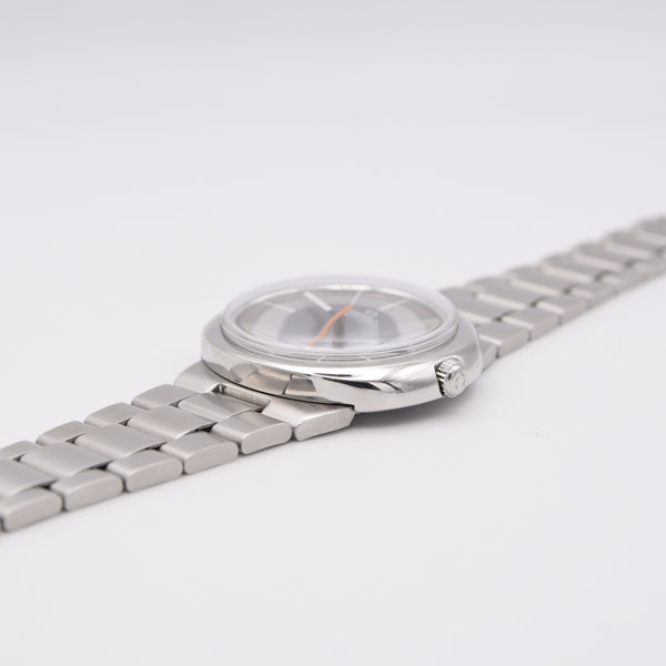 1973 Omega Geneve Dynamic Automatic with Rarer Grey bulls eye Dial 166.175 in Stainless Steel on Bracelet