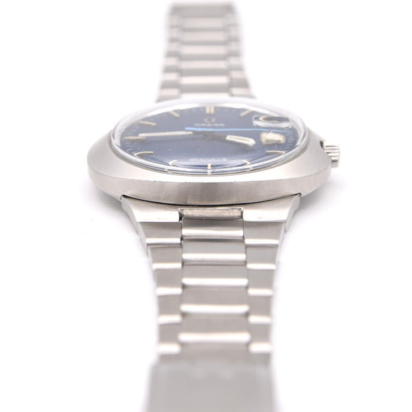 1969 Omega Geneve  dynamic with Gorgeous matte blue Dial Model 136.033 in steel with box