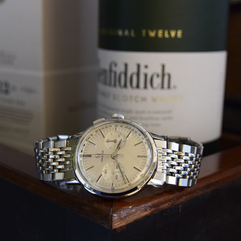 1965 Omega Classic & beautiful dress Chronograph model 101.00009 with fantastic original dial + Box