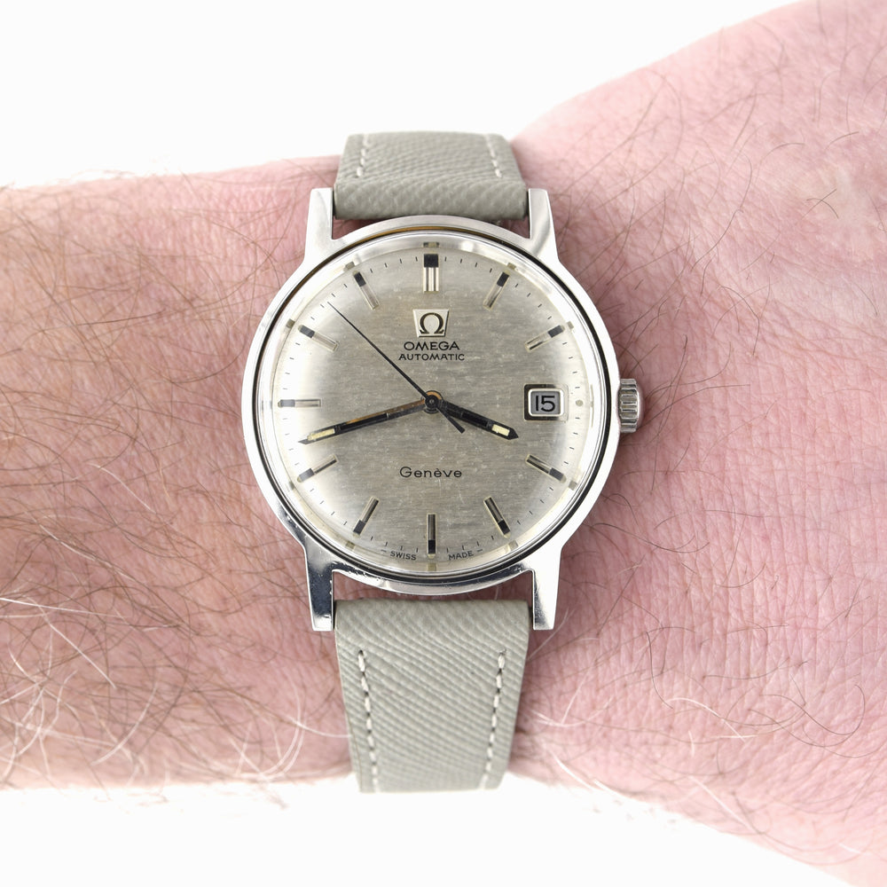 1969 Omega Geneve Automatic Date Model 166.070 with Stunning 'Mosaic' silver Dial caliber 565