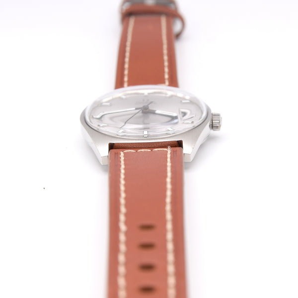 1969 sharp Omega Geneve Automatic Date Model 166.041 Rare sports dial Variant in Stainless Steel with Cal 565