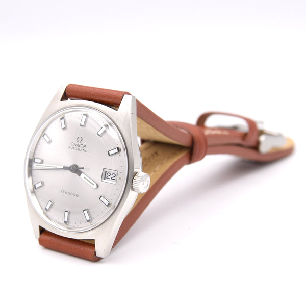 1969 sharp Omega Geneve Automatic Date Model 166.041 Rare sports dial Variant in Stainless Steel with Cal 565