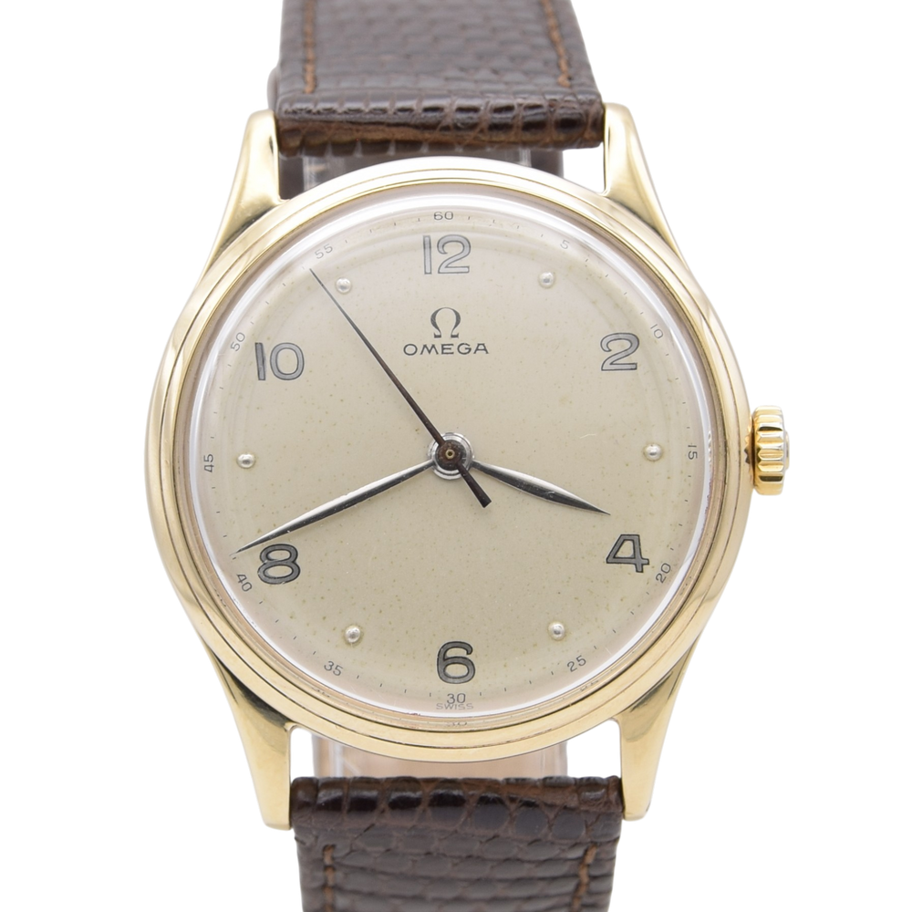 1947 Omega Dress Watch in Solid 9ct Gold English Case stunning dial all original caliber 283