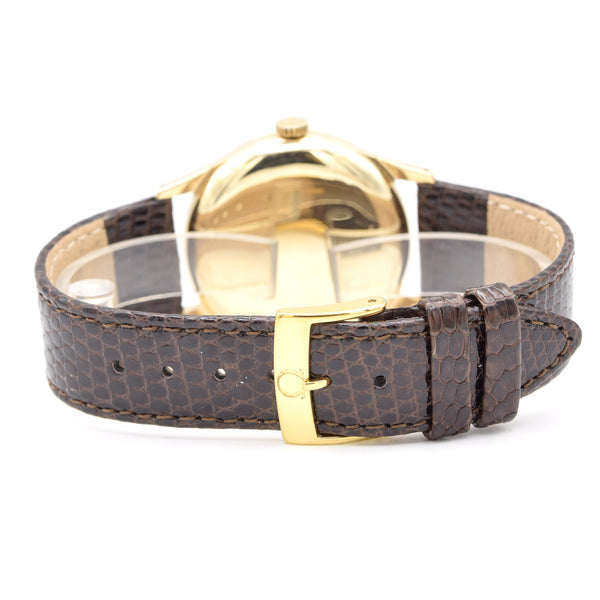 1947 Omega Dress Watch in Solid 9ct Gold English Case stunning dial all original caliber 283