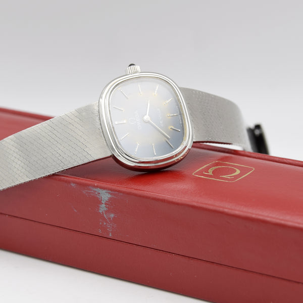 1977 Omega De Ville ladies wristwatch ref 711.2029 satin blue patina dial - integral bracelet + box