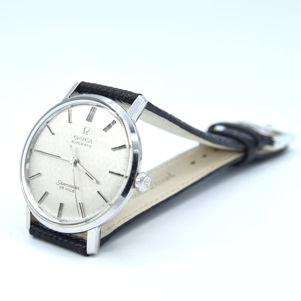 1964 Omega Seamaster steel Automatic all original onyx Hammered / Fish-scale Dial Model 165.020 Cal 552 monocoque case