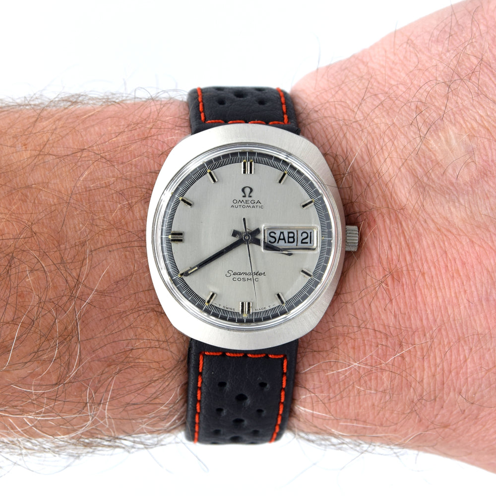 1968 Omega Seamaster Cosmic Spanish Day/Date Model 166.035 in Stainless Steel Moncoque Case