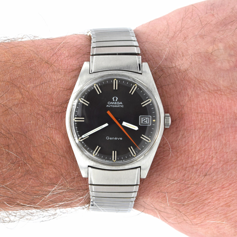 1968 Omega Rare Geneve Automatic Model 166.014 Grey Graphite on cool original bracelet Cal 565