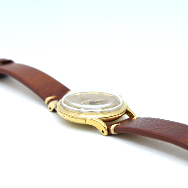 1944 Rare Omega Pre Centenary in 18ct Gold with 18ct Gold Dial Model 2500 Pre Constellation