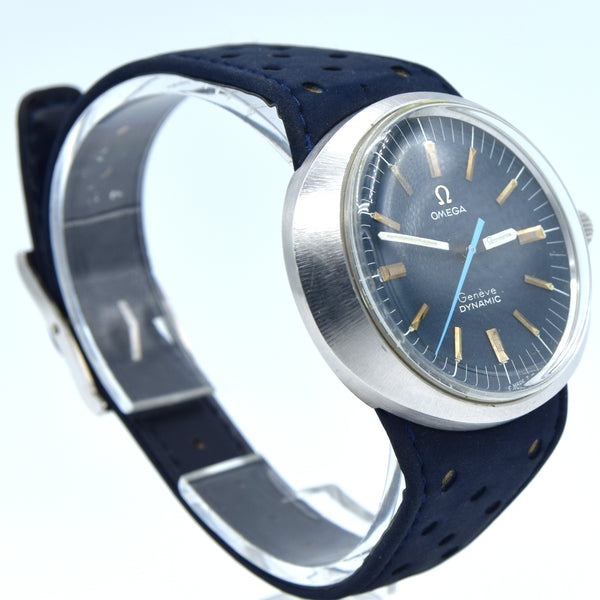 1969 Omega Geneve with Gorgeous matte blue Dial Model 135.033 in steel with strap and buckle