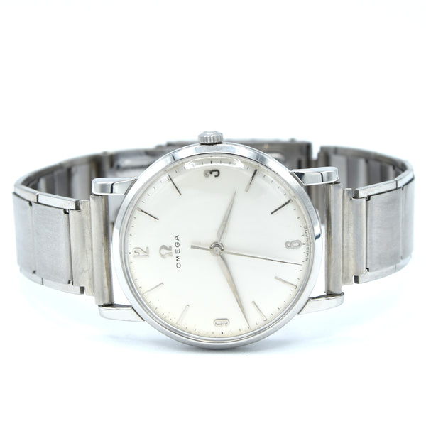 1958 Omega Manual Wind dress watch with central seconds and Mixed Arabic numerals Model 14387