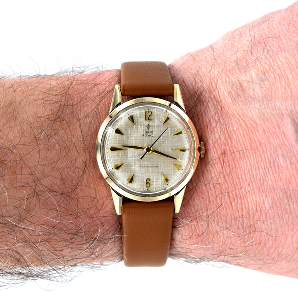 1962 Tudor Royal in solid 9ct Gold Rolex case - stunning Linen Dial 32mm Mechanical