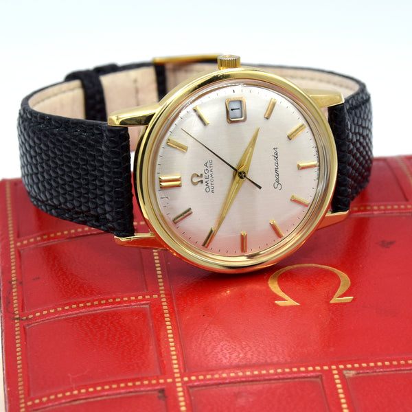 1963 Omega Automatic Seamaster Date Model 166.3020 in Solid 18ct Gold with box and booklets