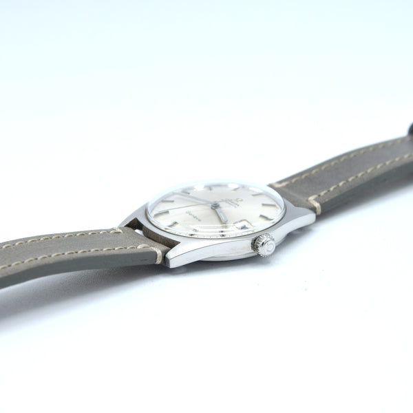 1969 sharp Omega Geneve Automatic Date Model 166.041 in Stainless Steel with Cal 565