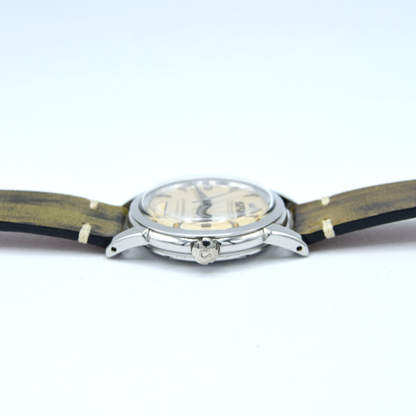 1952 Omega Seamaster one of the first bumper Automatic Date Wristwatch Model 2627-5 in steel