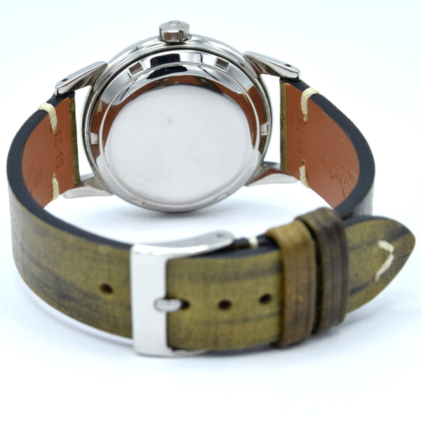 1952 Omega Seamaster one of the first bumper Automatic Date Wristwatch Model 2627-5 in steel