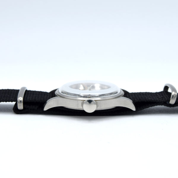 1967-70  Rare Smiths W10 British Military Issue Wristwatch issued to Kenyan Army - 6645-99-910-1000