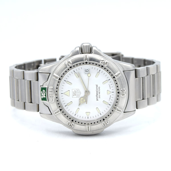 1990s TAG Heuer Date 4000 Series Polar white  WF1212-KO - 34mm Stainless Steel on Flip-Lock Bracelet