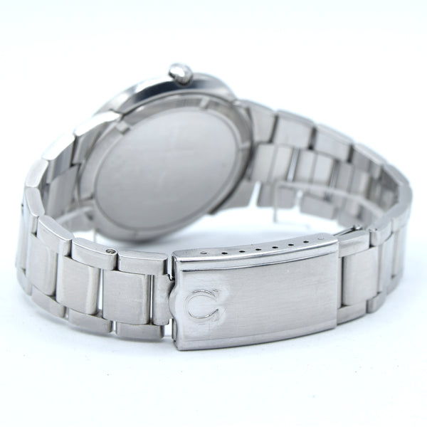 1969 Omega Geneve dynamic with Gorgeous matte blue Dial - unpolished Model 135.033 in steel