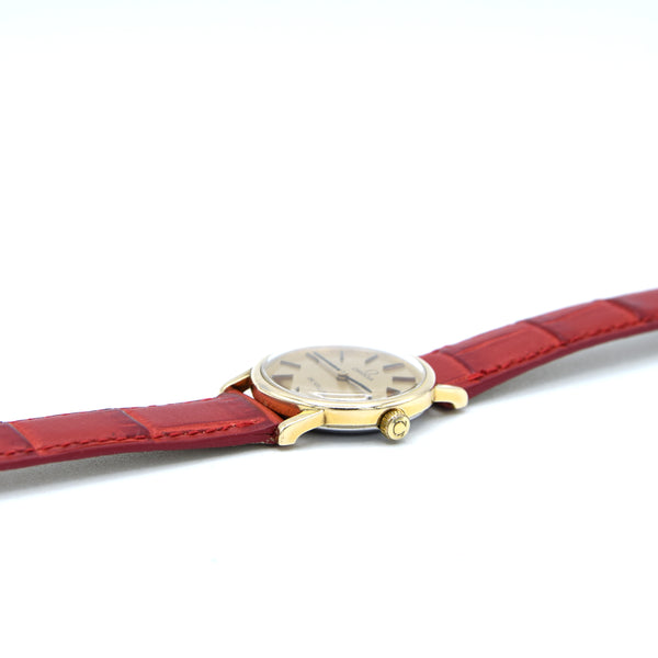 1975 Omega De ville classic ladies manual Wind slim Dress Watch Model 111.0104 caliber 625