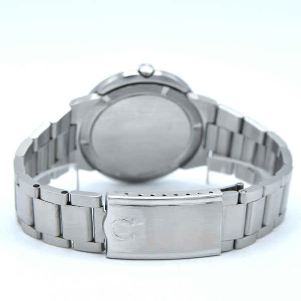 1969 Omega Geneve dynamic with Gorgeous matte dusted blue Dial - unpolished Model 166.039 in steel