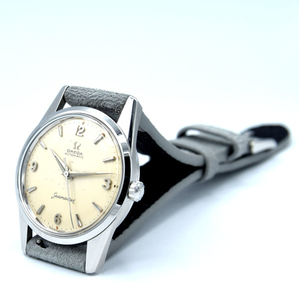 1961 Omega Seamaster Automatic Wristwatch Model 14700 with Original Off-White Explorer Dial in Steel