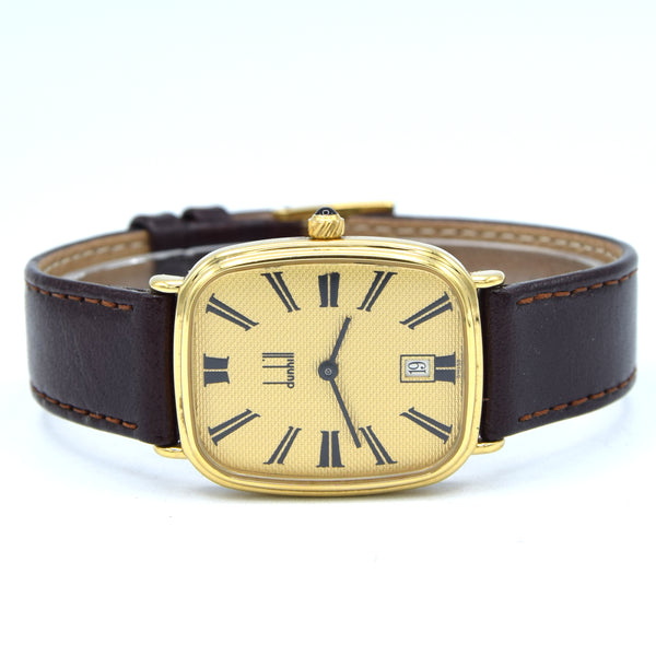 1980 Alfred Dunhill Guilloché / hobnail dial texture Gilt Rectangular Swiss Quartz Wristwatch – Roman Dial, Cabochon Crown