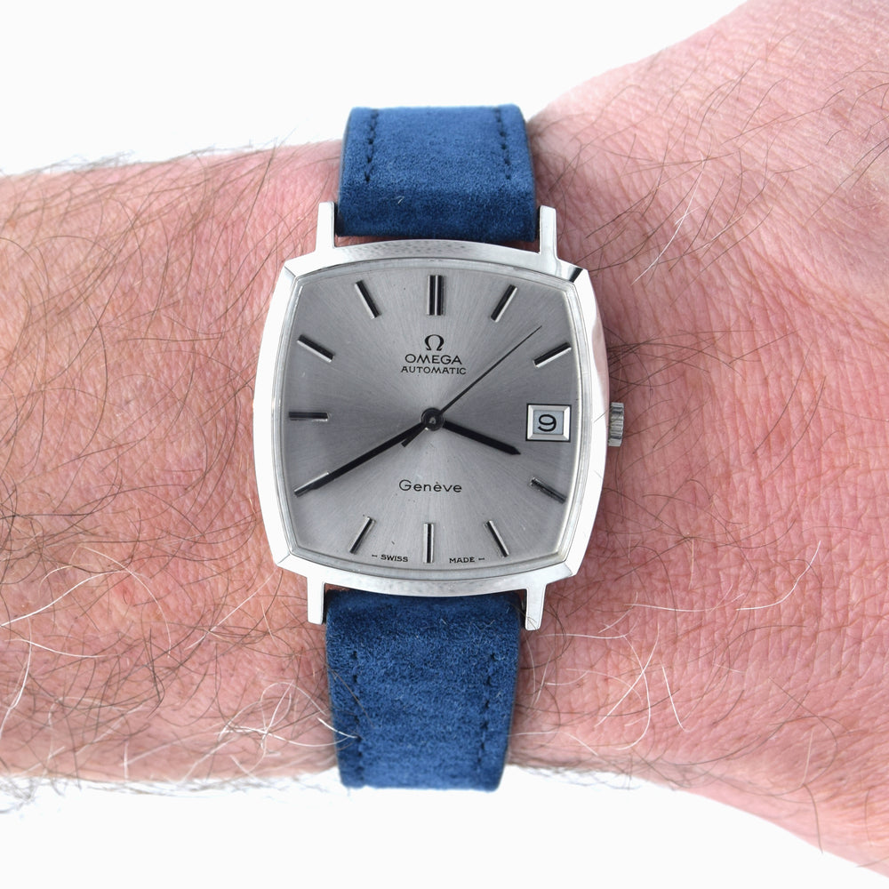 1973 Omega Genève “TV case” ref. 162.0052 – steel automatic – cal. 1012 – silver sunburst dial – original plexi & crown