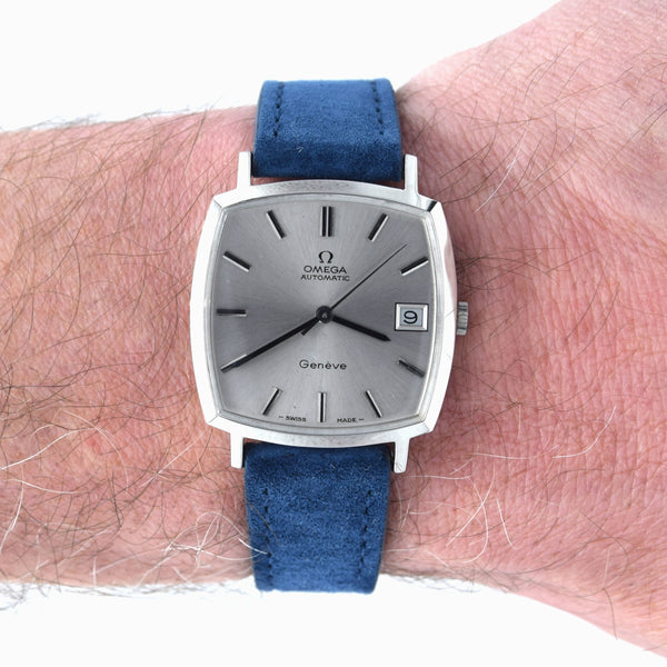 1973 Omega Genève “TV case” ref. 162.0052 – steel automatic – cal. 1012 – silver sunburst dial – original plexi & crown