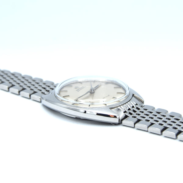 1968 Elegant Omega De Ville Automatic Model 165.029 in Stainless Steel on original Bracelet