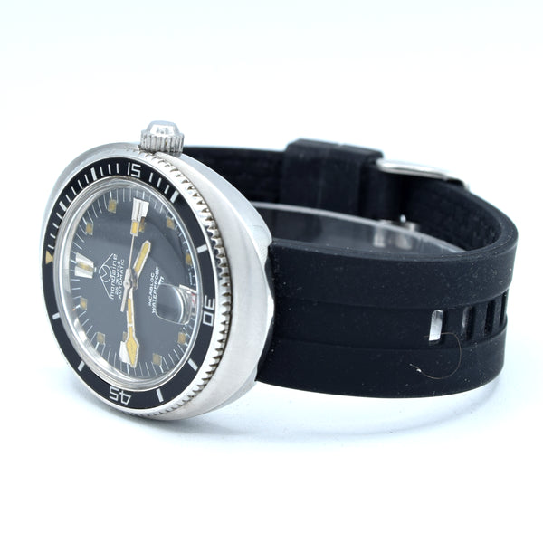 1970s Mondaine 'Egg' Oval Diver style large Automatic wristwatch Bakelite Bezel 38mm