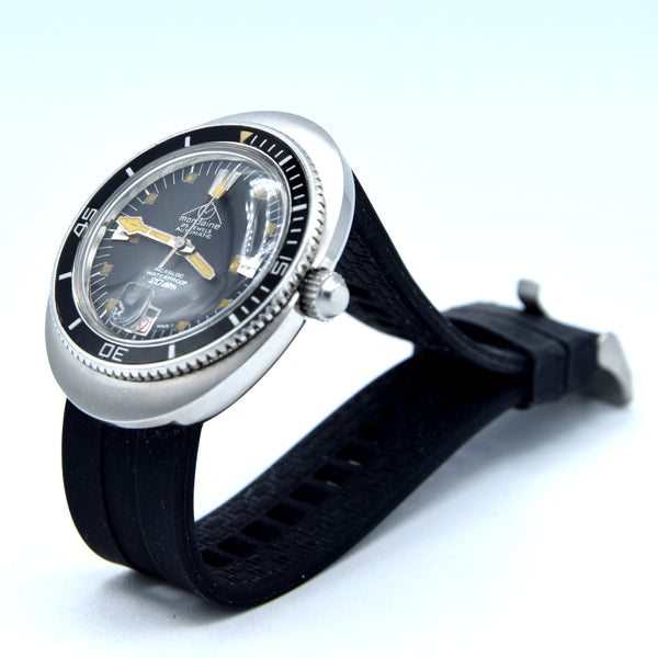 1970s Mondaine 'Egg' Oval Diver style large Automatic wristwatch Bakelite Bezel 38mm