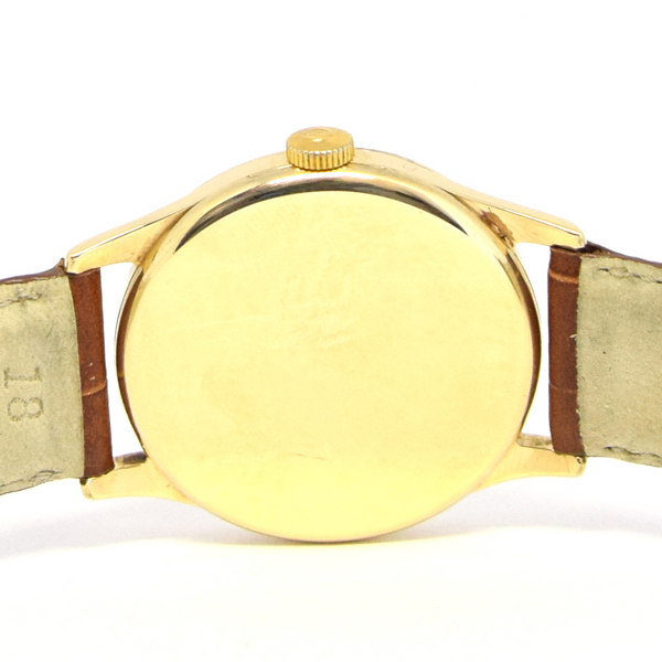 1947 Omega Manual Wind Dress Watch with Arabic Numerals in 9ct Gold