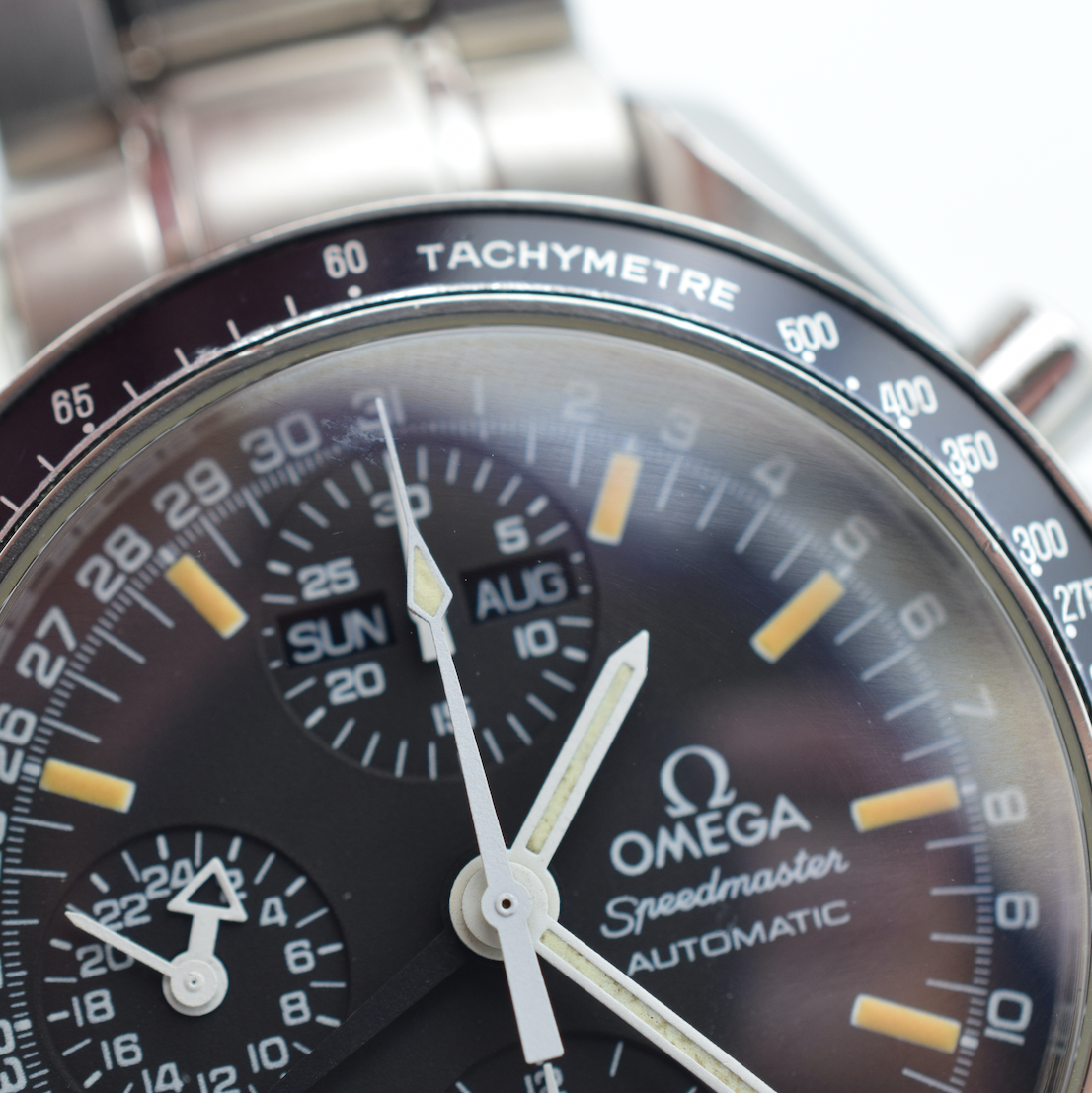 Omega speedmaster 2025 automatic 1995