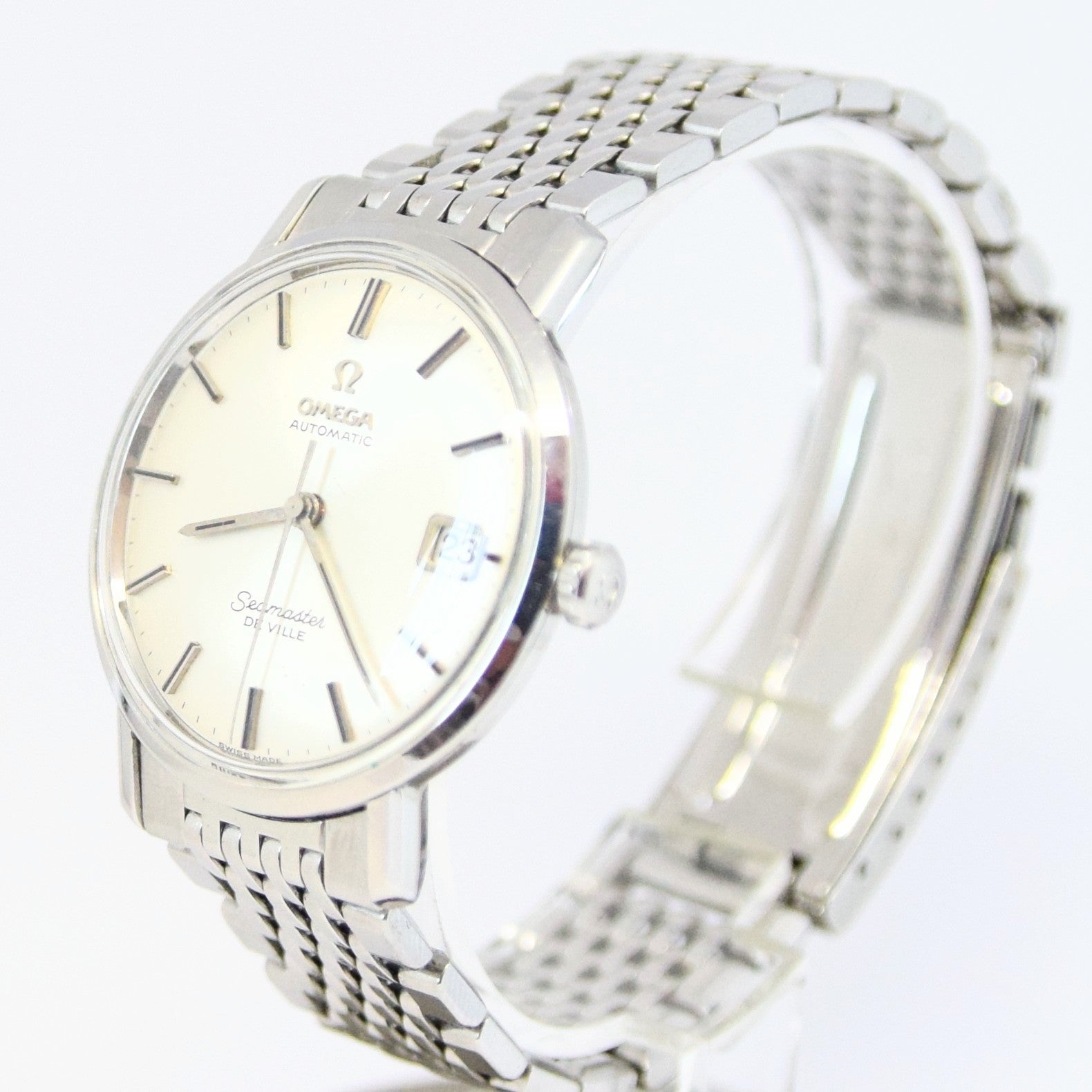 1960s Omega Automatic Seamaster De Ville Model 166.020 on