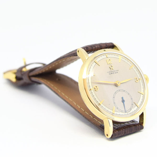 1944 Rare Omega Chronometer in 14ct Gold with Two Tone Dial Cal. 30T2RG Model 2364
