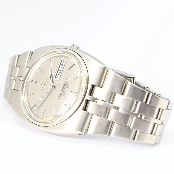 1972 Omega Constellation Automatic Chronometer Day/Date Model 168.045 with White Gold Bezel