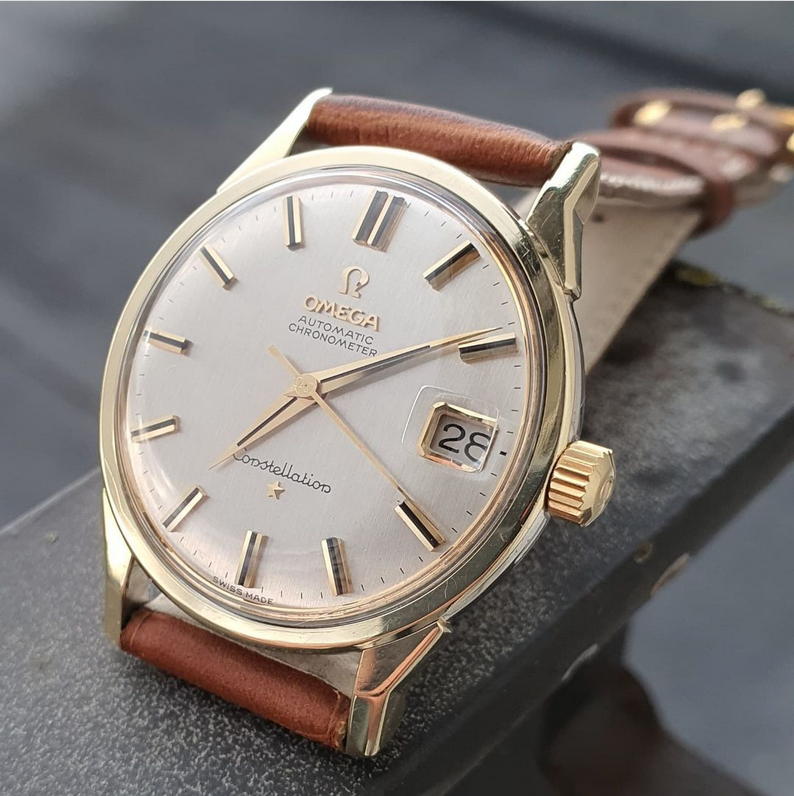 1962 Omega Constellation Auto Date Model 14902 Wristwatch with Dog