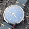 1960s Zenith Automatic Date 28800 Model 1209 with Original Metallic Stunning Blue Dial 36mm